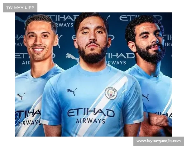 足球转会谈判背后的复杂细节与策略揭秘 球员、俱乐部和经纪人的博弈全过程