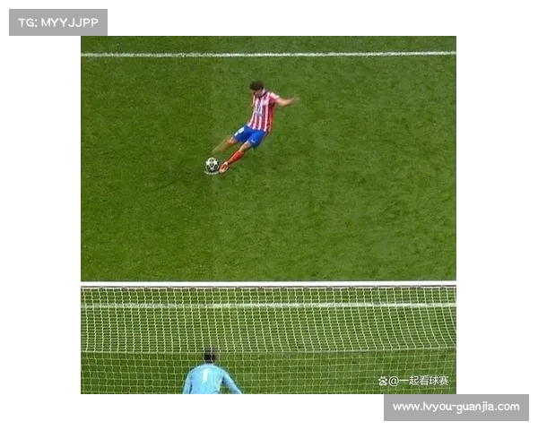 欧冠赛场上的争议判罚与裁判判决影响力解析