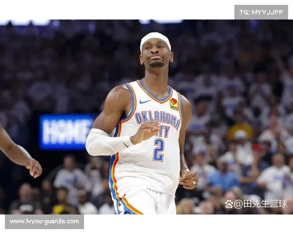 英雄联盟S赛四强激战再临 赛季巅峰之战谁能捧起冠军奖杯