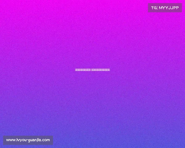 雷雨突袭赛场赛事中断 观众等待复赛时刻紧张万分